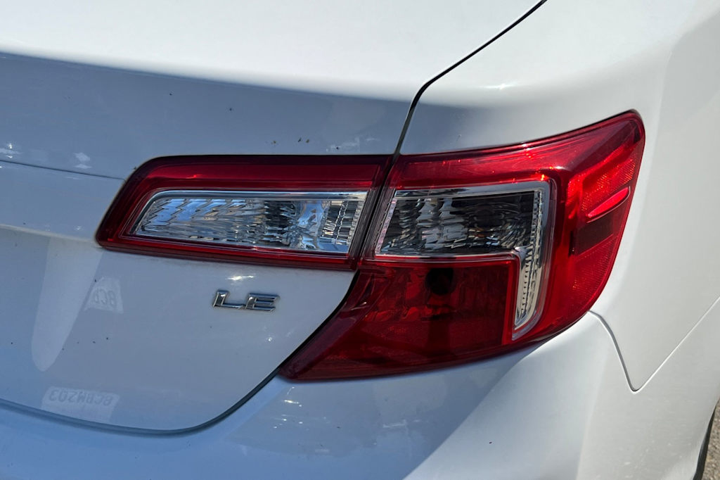 Thumbnail: 2014 Toyota Camry - 19