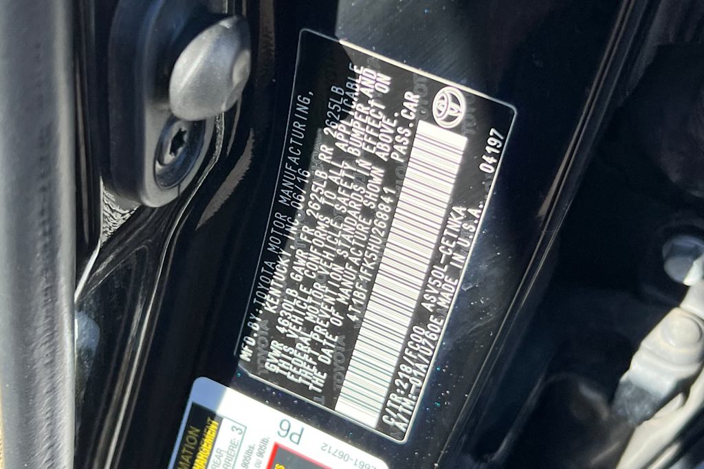 Thumbnail: 2017 Toyota Camry - 16