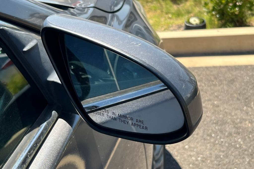 Thumbnail: 2017 Toyota Camry - 17
