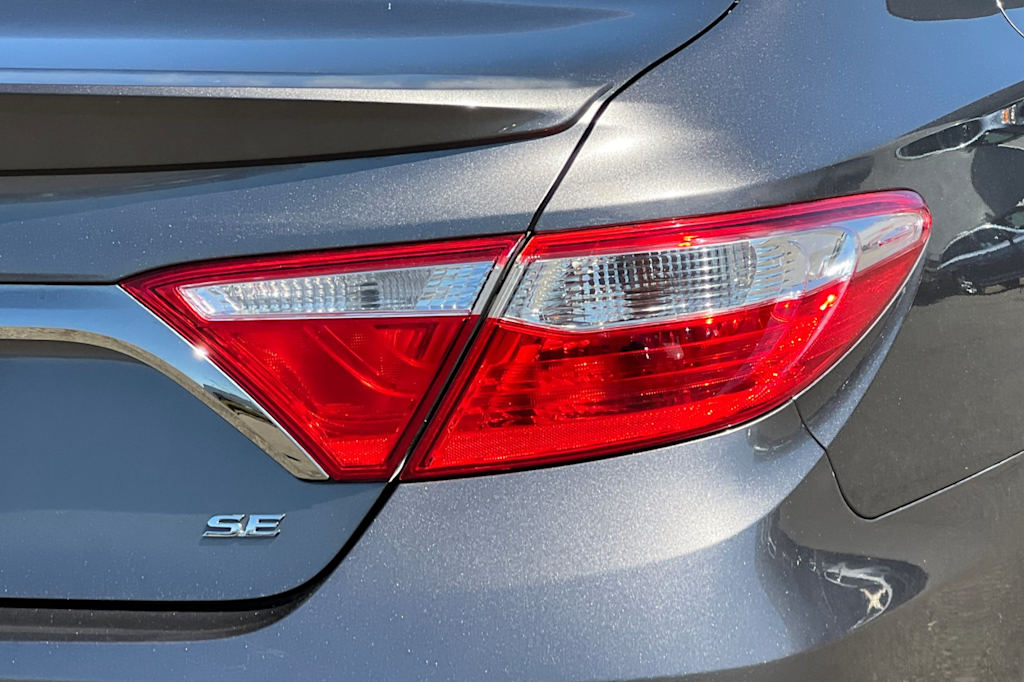 Thumbnail: 2017 Toyota Camry - 30