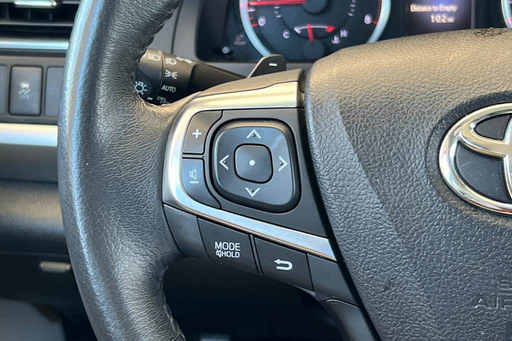 Thumbnail: 2017 Toyota Camry - 26