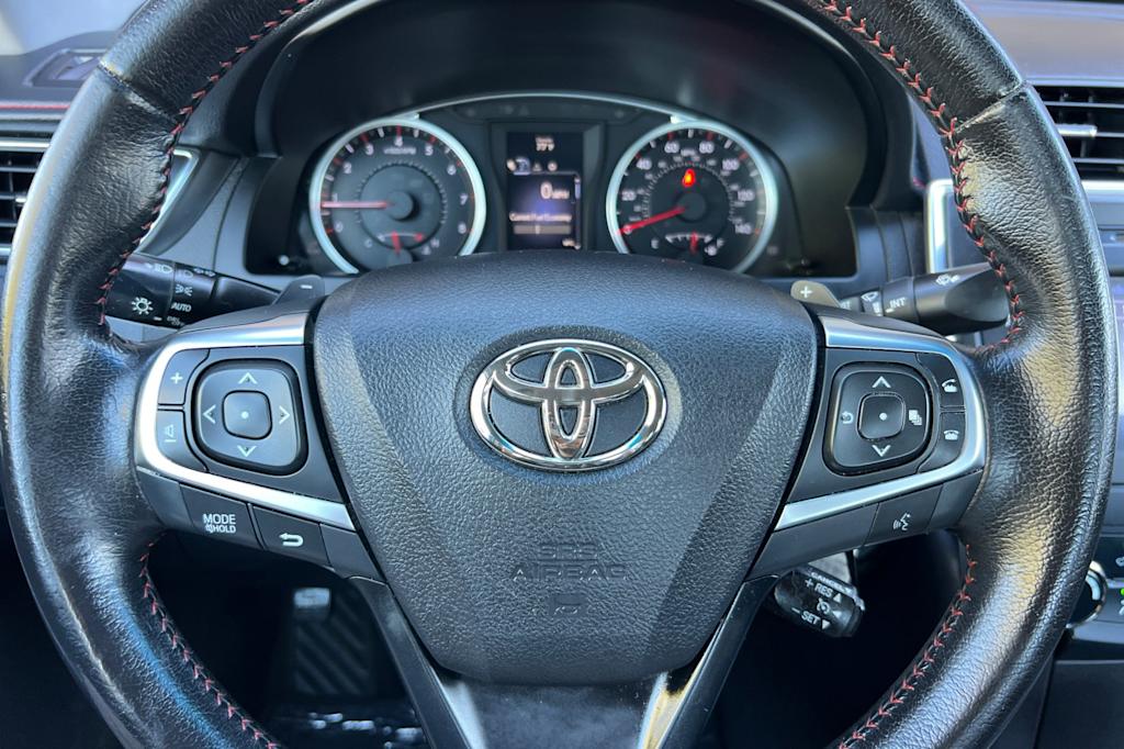 Thumbnail: 2016 Toyota Camry - 26