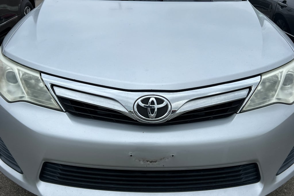 Thumbnail: 2012 Toyota Camry - 14