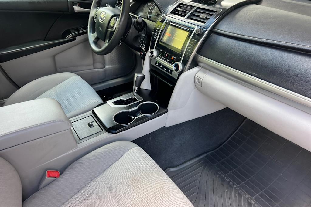 Thumbnail: 2012 Toyota Camry - 12
