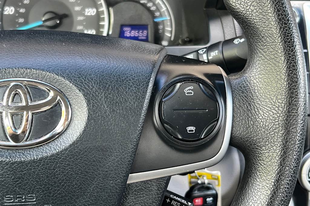 Thumbnail: 2012 Toyota Camry - 27