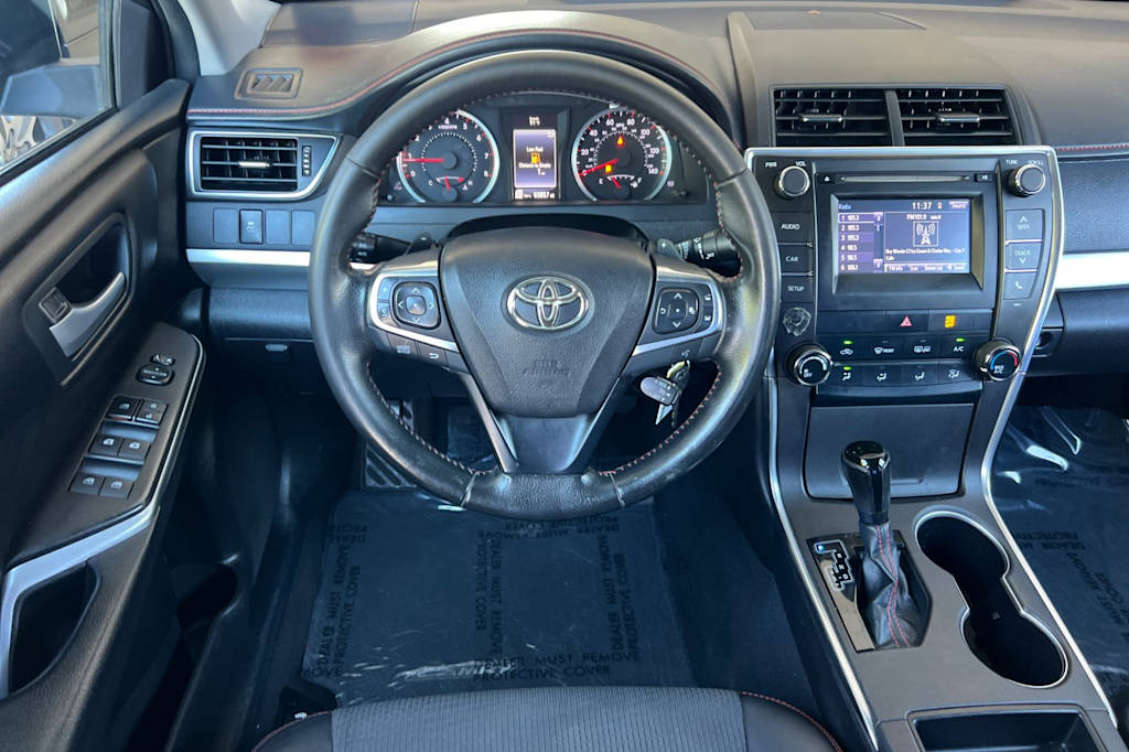 Thumbnail: 2016 Toyota Camry - 11