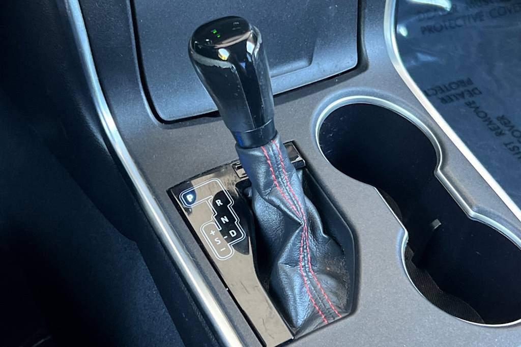 Thumbnail: 2016 Toyota Camry - 14