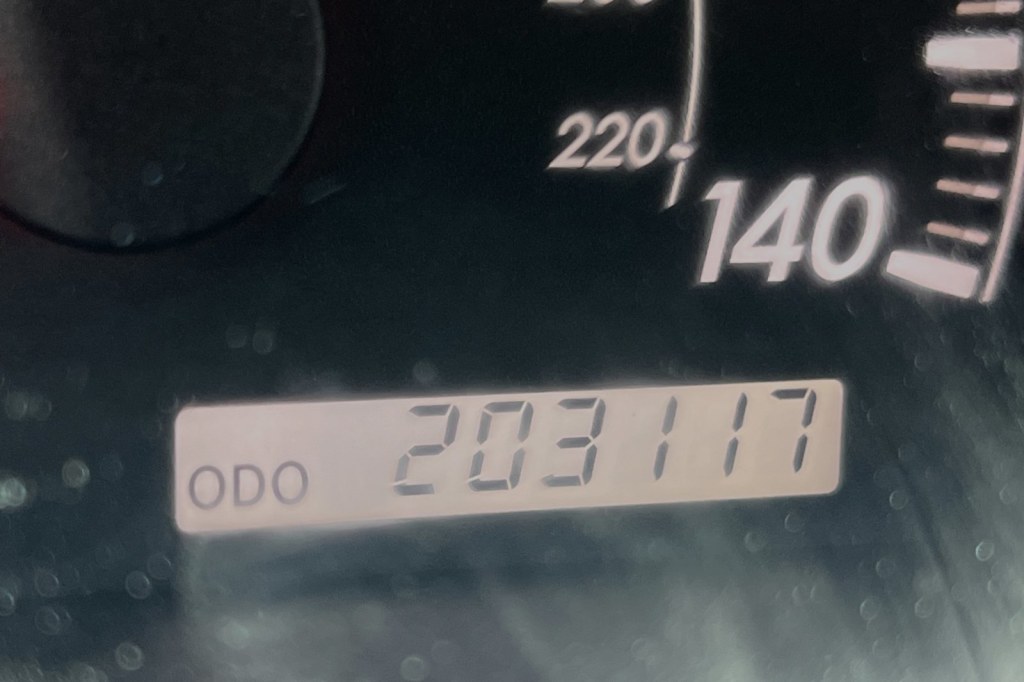 2005 Toyota Camry LE 28