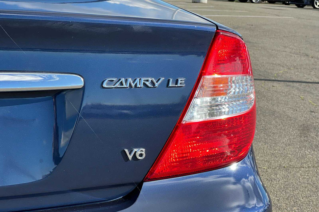 2003 Toyota Camry LE 30