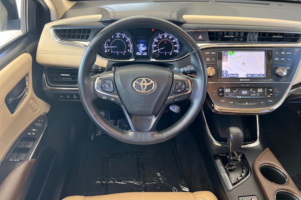 Thumbnail: 2013 Toyota Avalon - 11
