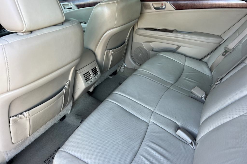 Thumbnail: 2011 Toyota Avalon - 10