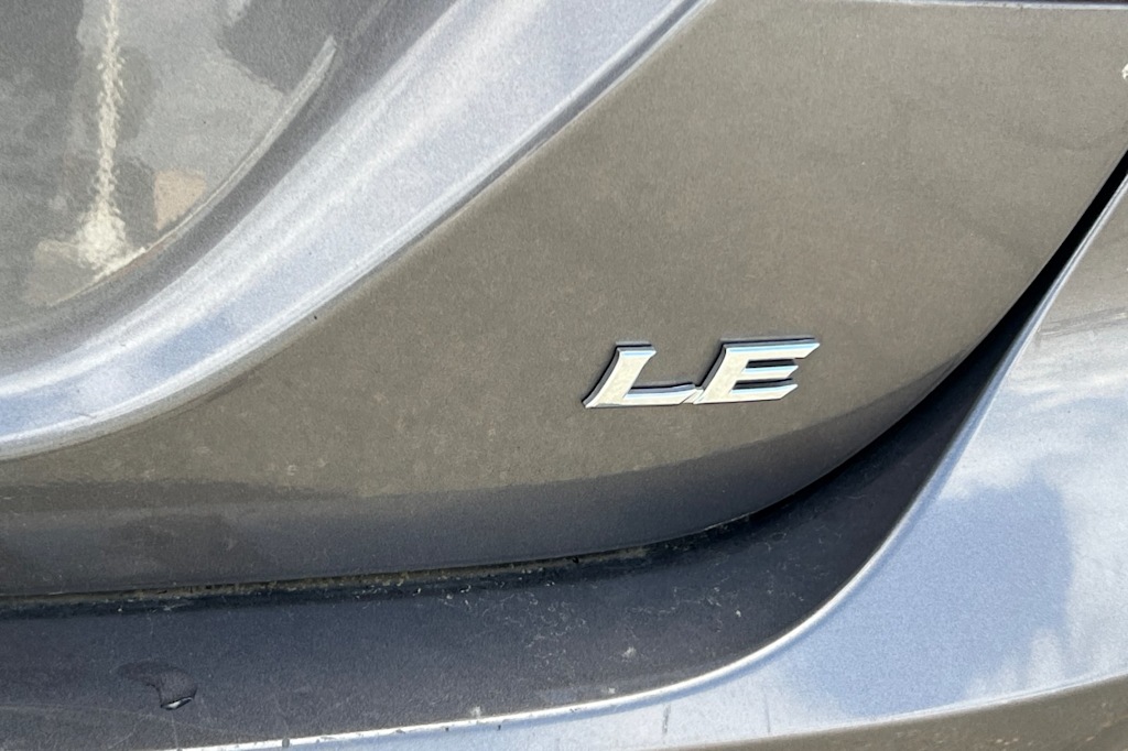 2020 Toyota Camry LE 5