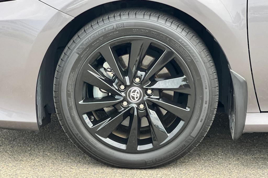 Thumbnail: 2023 Toyota Camry - 7