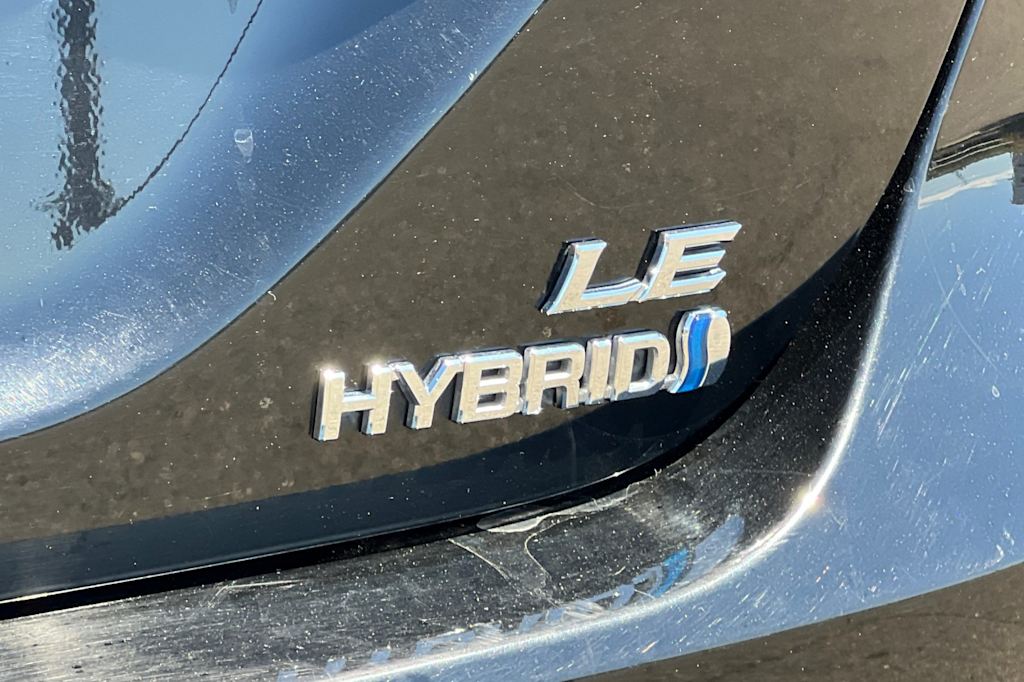 Thumbnail: 2021 Toyota Camry - 7