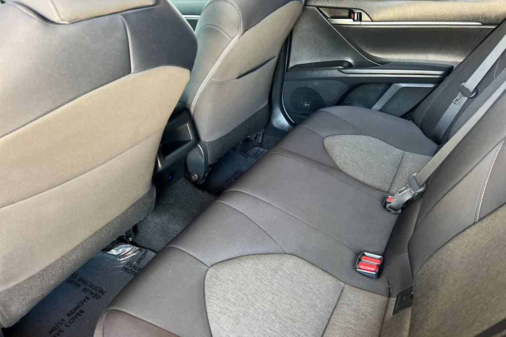 Thumbnail: 2021 Toyota Camry - 11