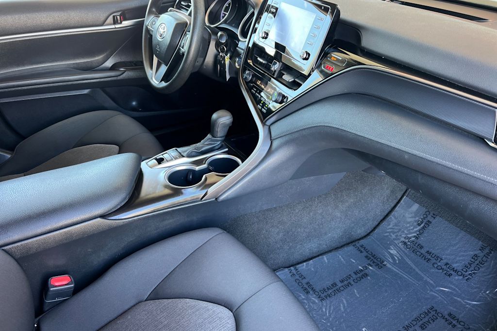 Thumbnail: 2021 Toyota Camry - 13