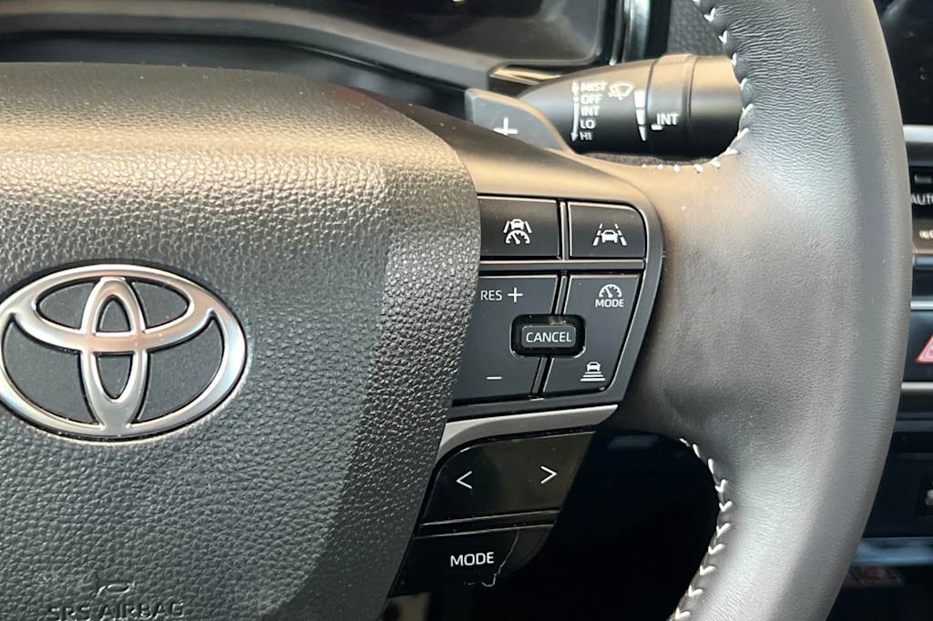Thumbnail: 2025 Toyota Camry - 29