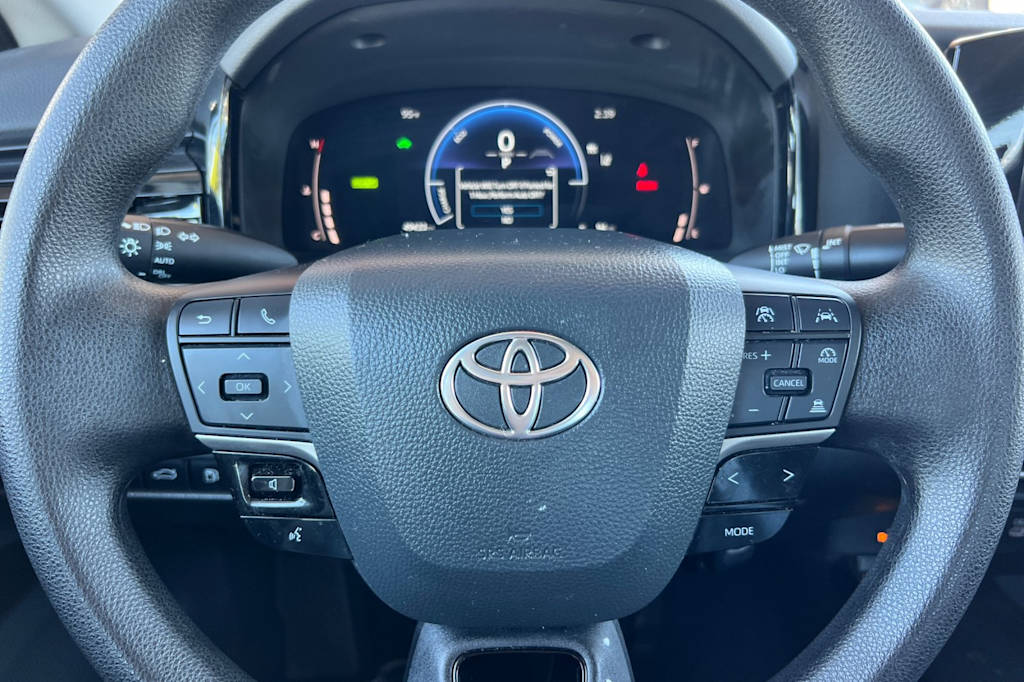 Thumbnail: 2025 Toyota Camry - 27