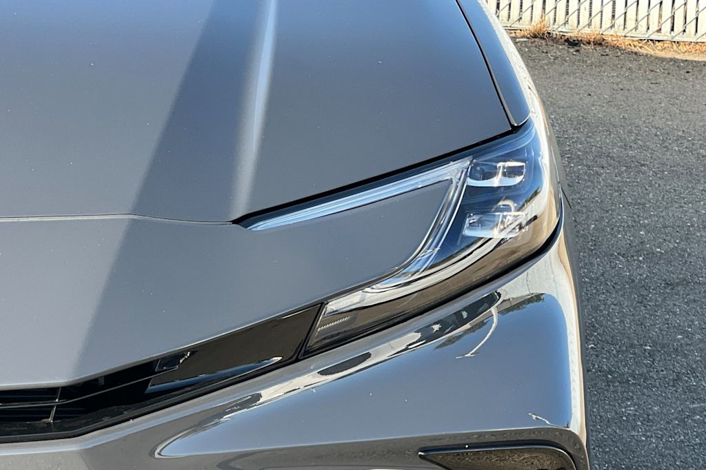 Thumbnail: 2025 Toyota Camry - 7