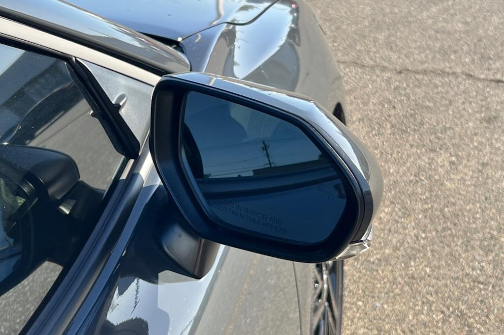 Thumbnail: 2025 Toyota Camry - 20