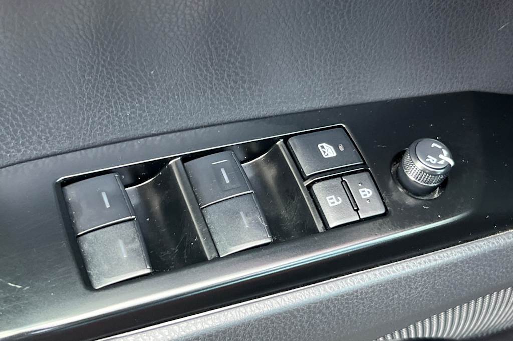 Thumbnail: 2026 Toyota Camry - 21