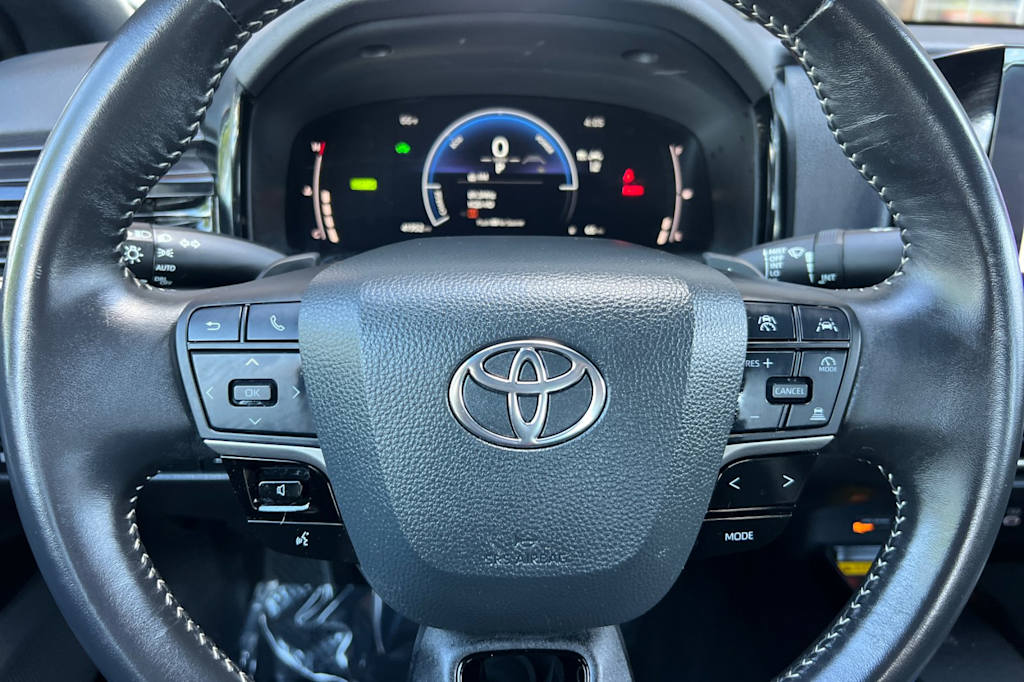 Thumbnail: 2025 Toyota Camry - 27