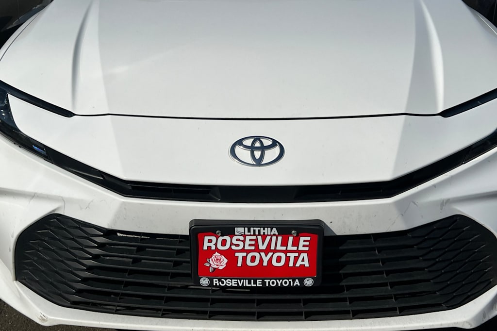 Thumbnail: 2025 Toyota Camry - 12