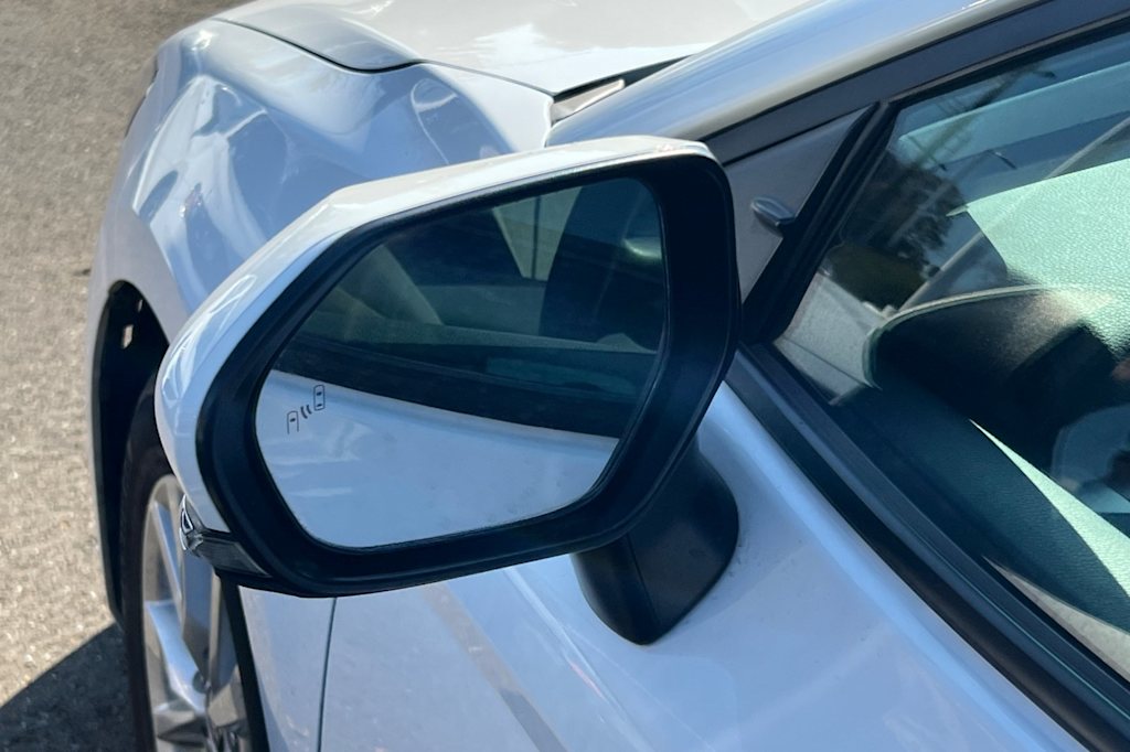 Thumbnail: 2025 Toyota Camry - 22