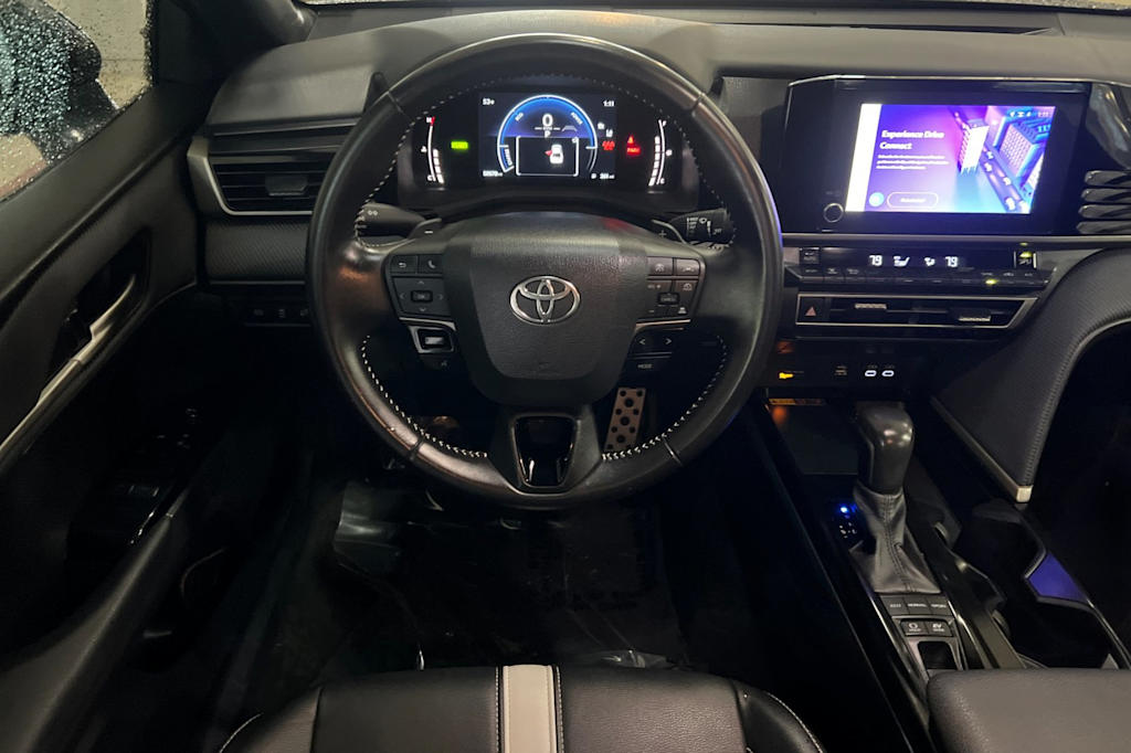 Thumbnail: 2025 Toyota Camry - 10