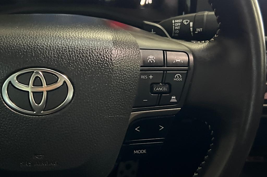 Thumbnail: 2025 Toyota Camry - 28