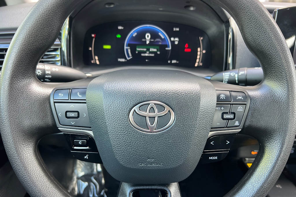 Thumbnail: 2025 Toyota Camry - 27