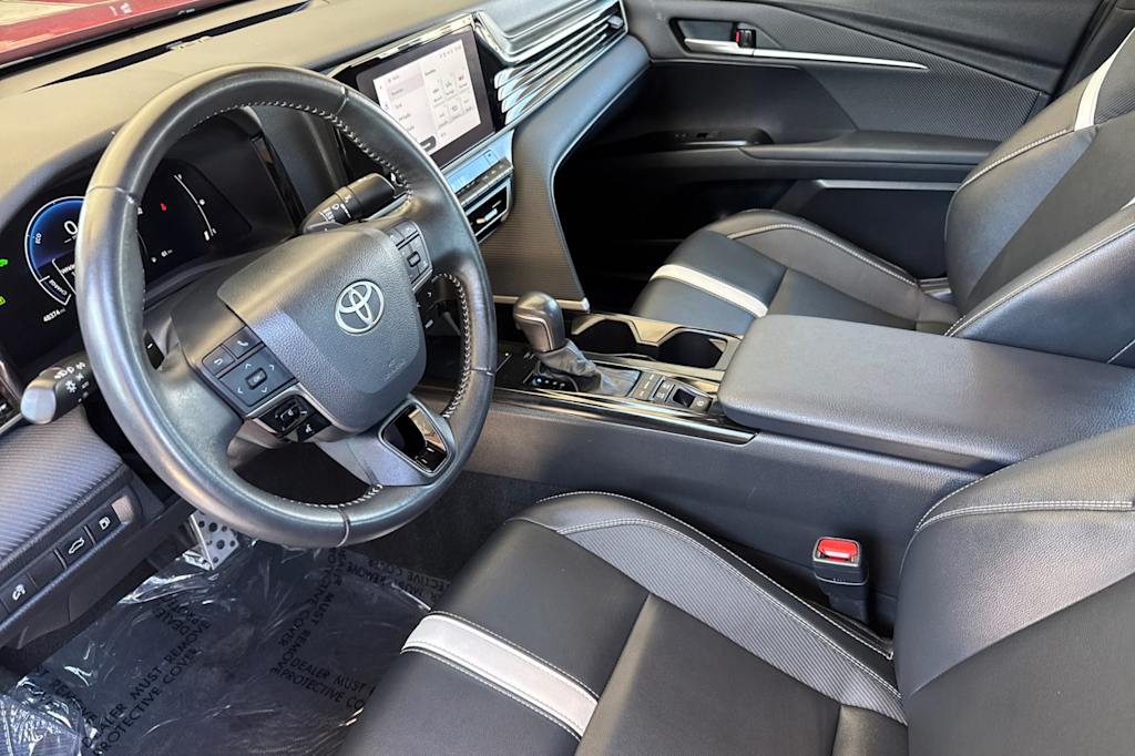 Thumbnail: 2025 Toyota Camry - 9
