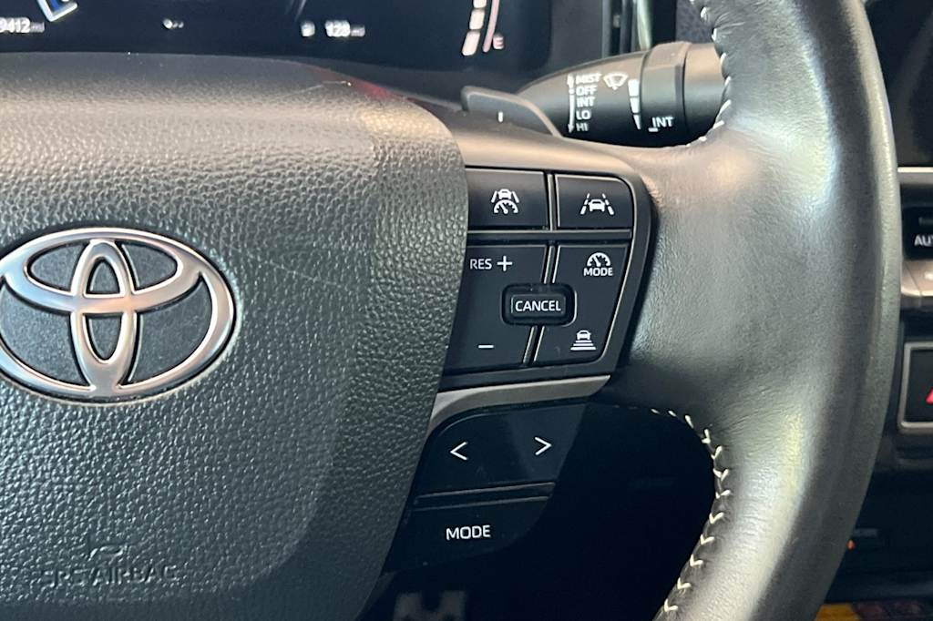Thumbnail: 2025 Toyota Camry - 28