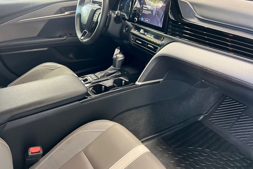 Thumbnail: 2025 Toyota Camry - 11