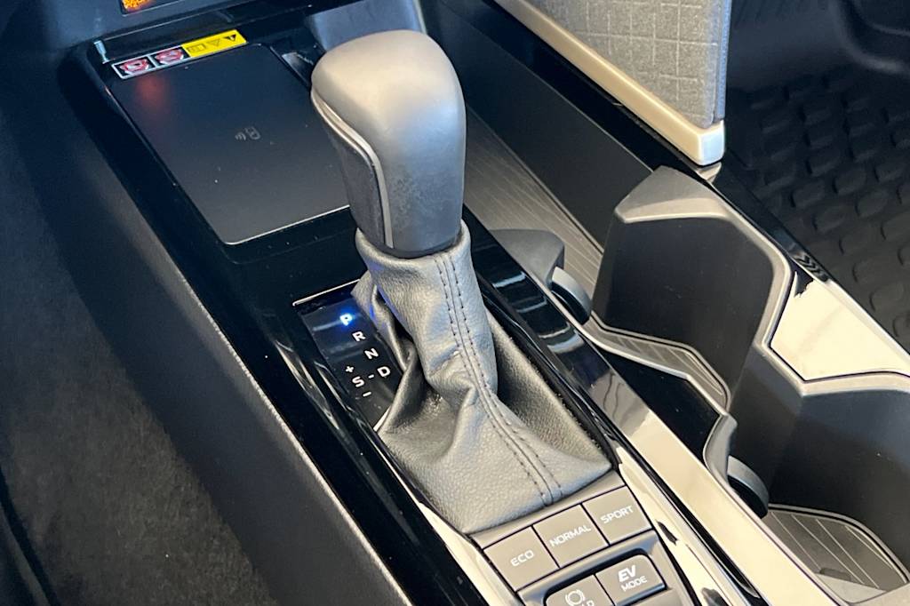 Thumbnail: 2025 Toyota Camry - 13