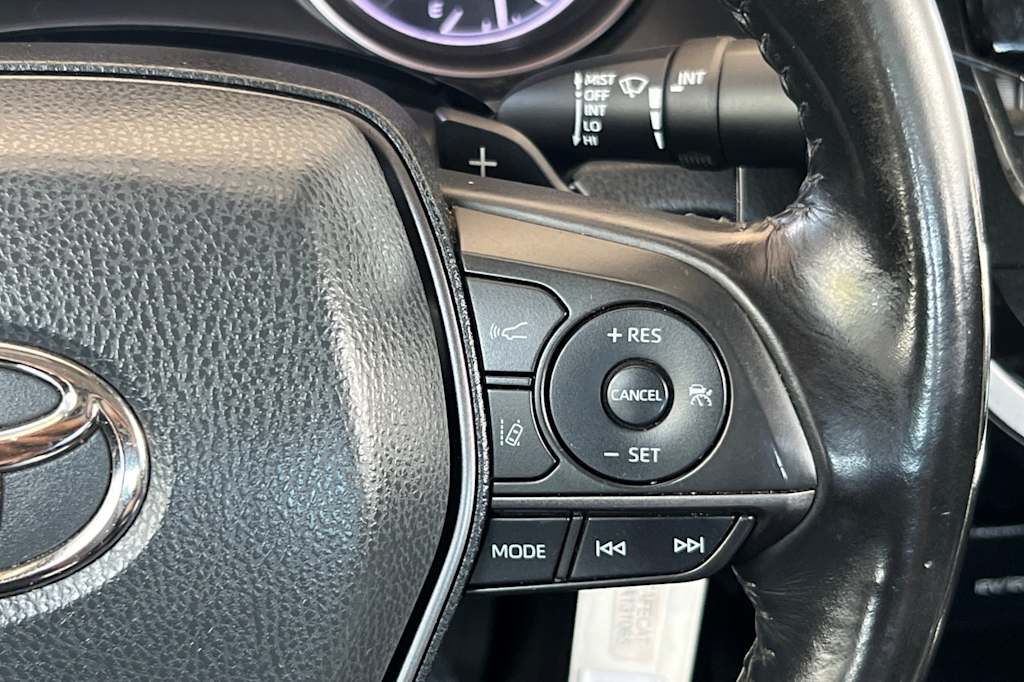 Thumbnail: 2021 Toyota Camry - 27