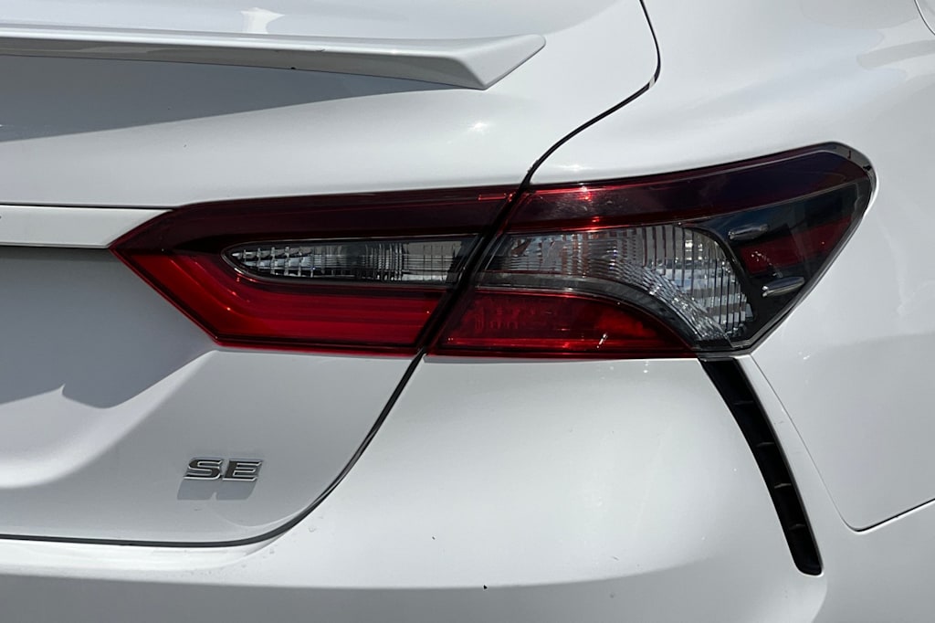 Thumbnail: 2021 Toyota Camry - 30
