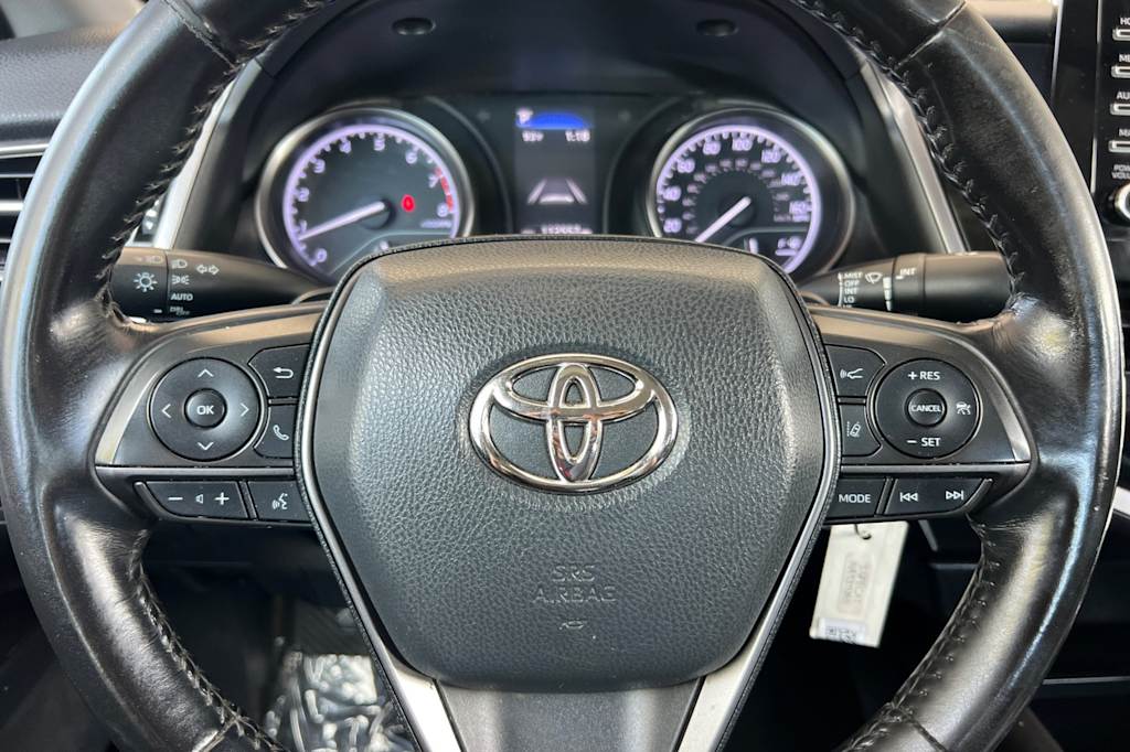 Thumbnail: 2021 Toyota Camry - 25