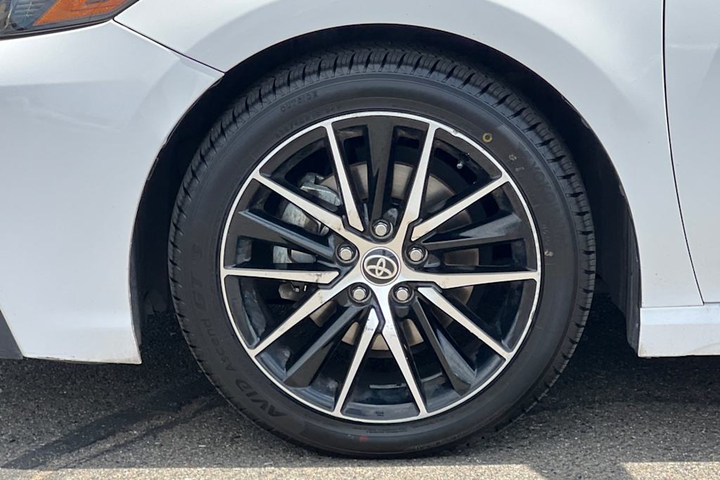 Thumbnail: 2021 Toyota Camry - 7