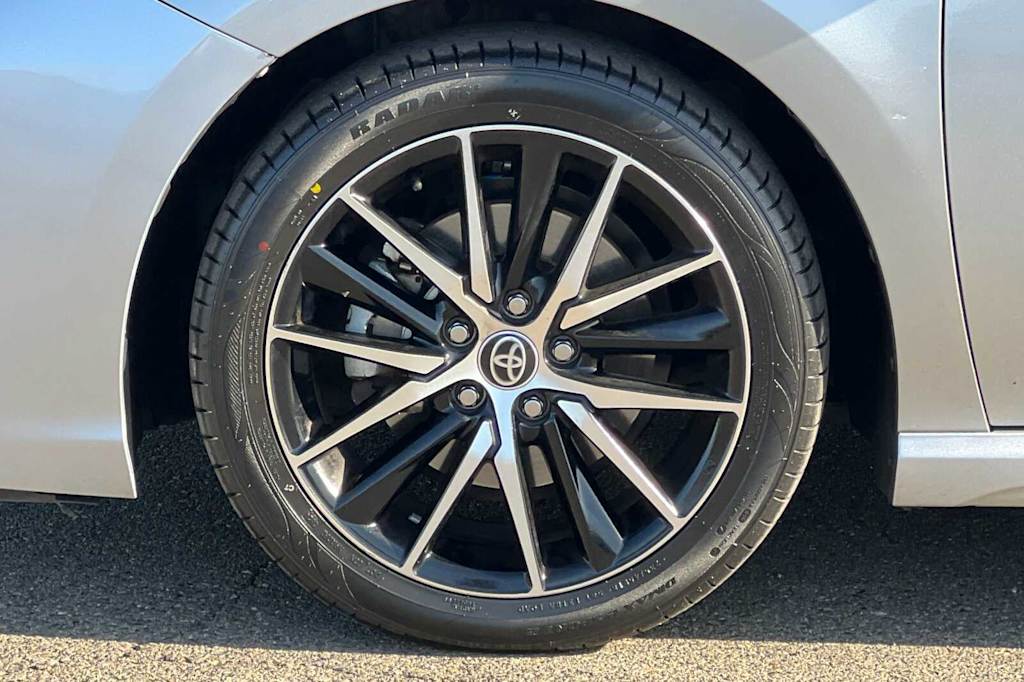 2023 Toyota Camry SE 7