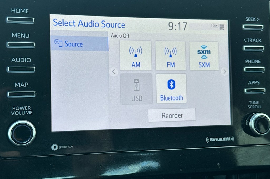2022 Toyota Camry SE 13
