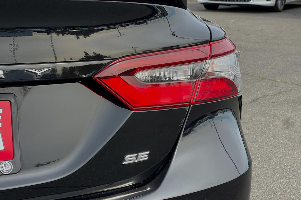 2021 Toyota Camry SE 30