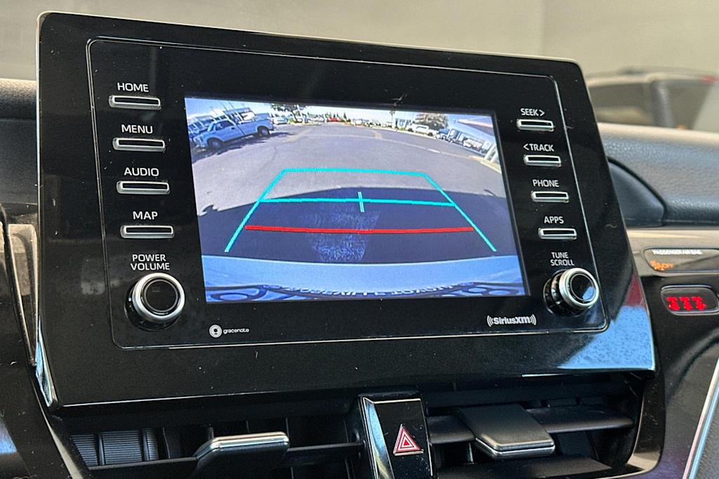 Thumbnail: 2021 Toyota Camry - 24