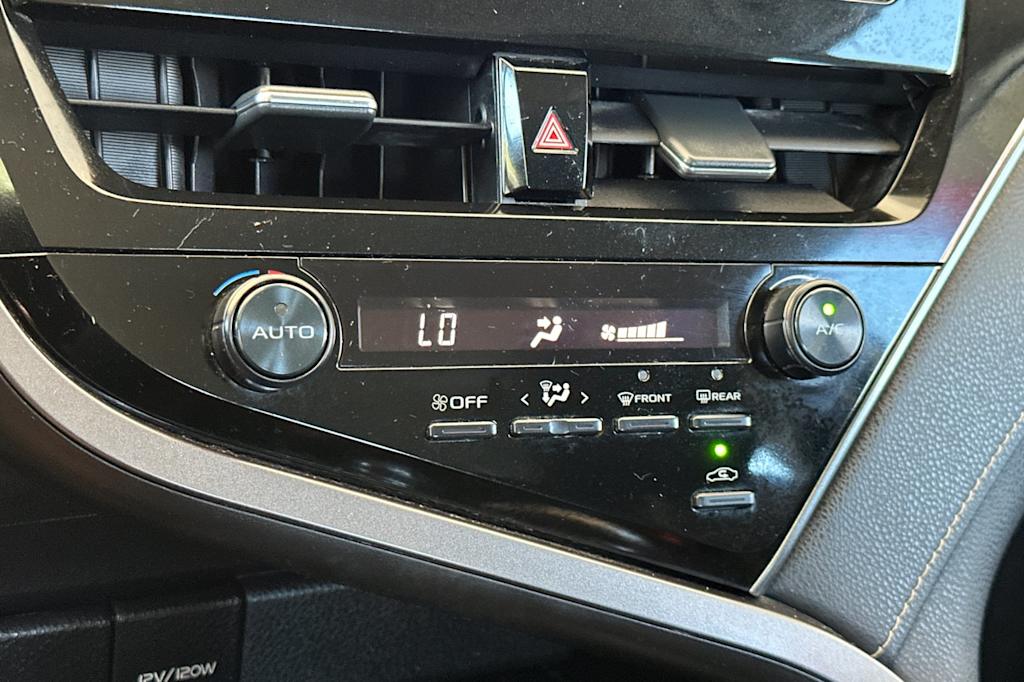 Thumbnail: 2021 Toyota Camry - 25