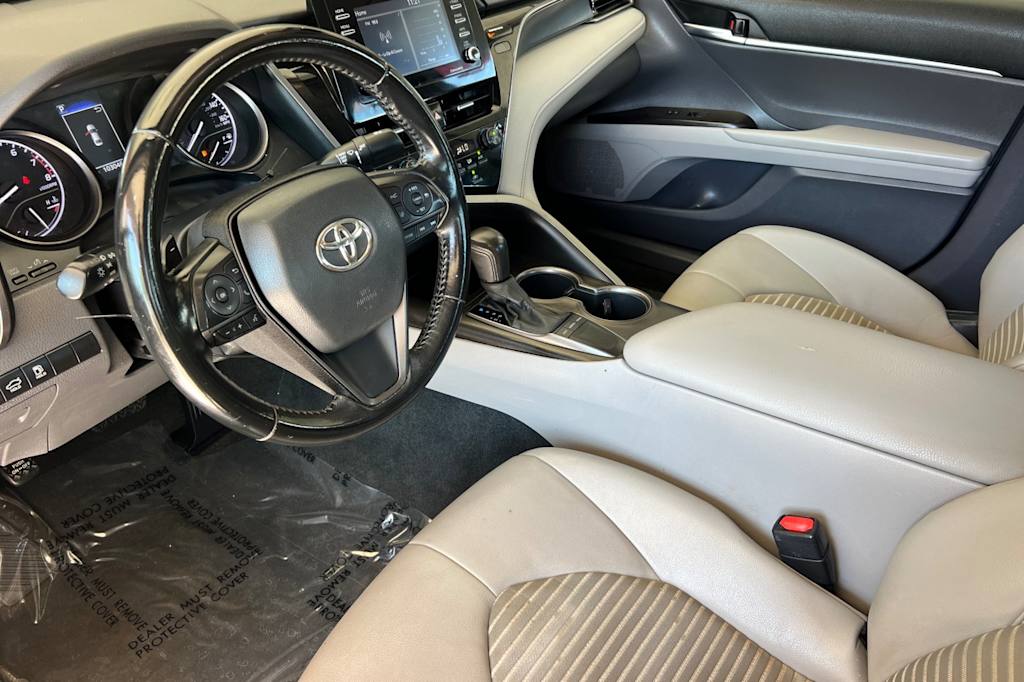 Thumbnail: 2022 Toyota Camry - 8