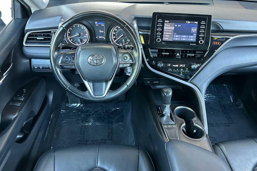 Thumbnail: 2022 Toyota Camry - 12