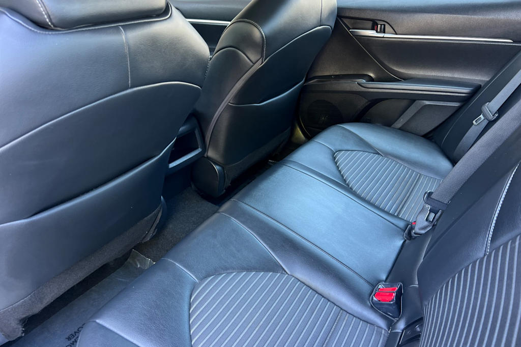 Thumbnail: 2023 Toyota Camry - 10