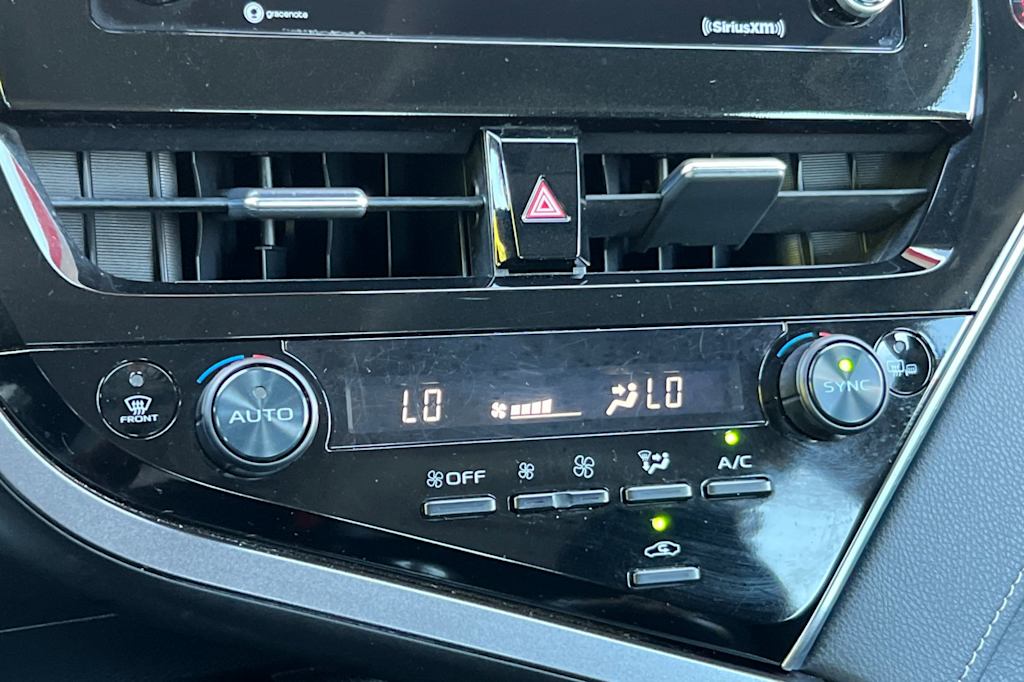 Thumbnail: 2023 Toyota Camry - 24