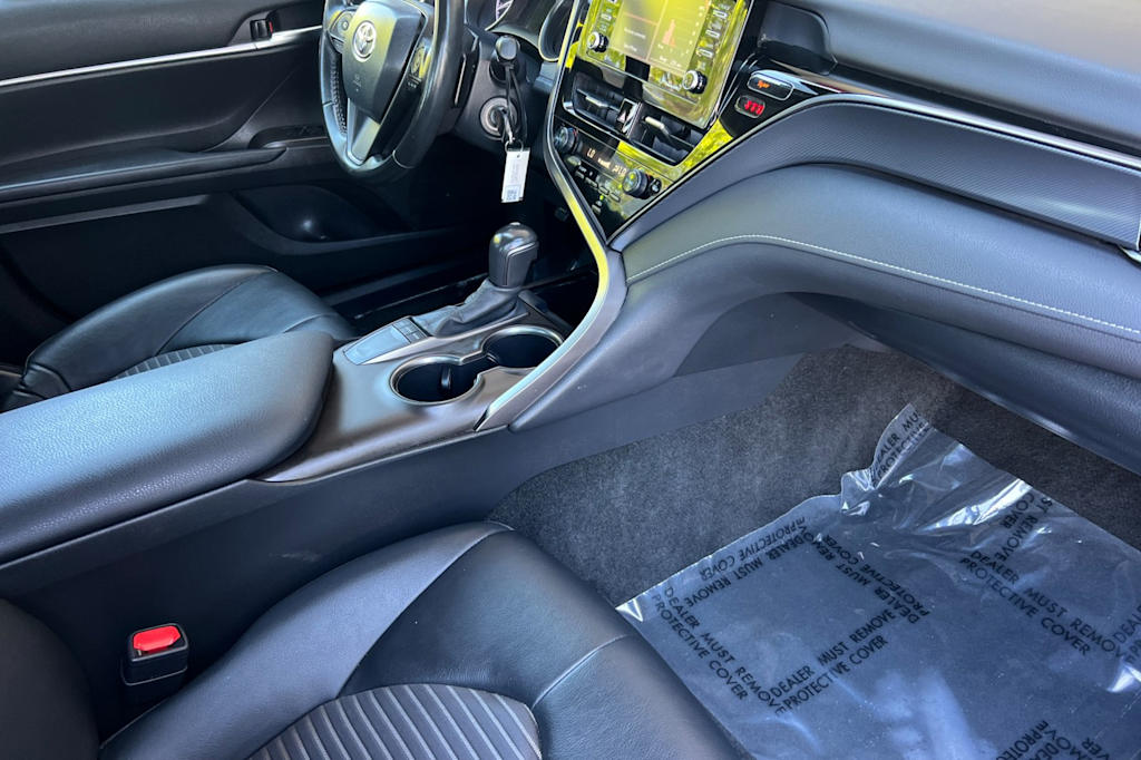 Thumbnail: 2023 Toyota Camry - 12