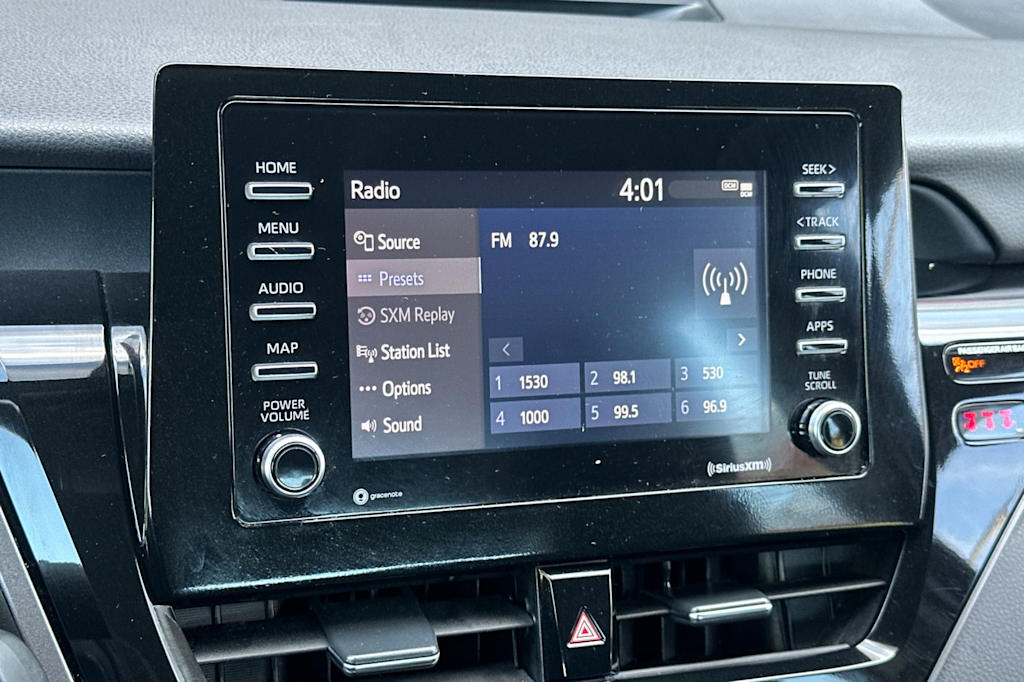 Thumbnail: 2022 Toyota Camry - 14